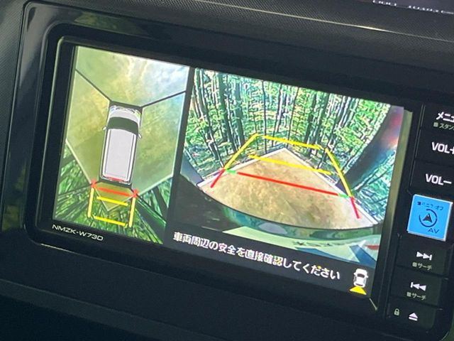 �y�p�m���~�b�N�r���[���j�^�[�z��p�̃J�����ɂ��A�ォ�猩���낵���悤�Ȏ��_��360�x�N���}�̎��͂��m�F���邱�Ƃ��ł��܂������p�������m�F���₷���A�����ꏊ�ł̐؂�Ԃ��⒓�Ԃ��X���[�Y�ɍs���܂��B