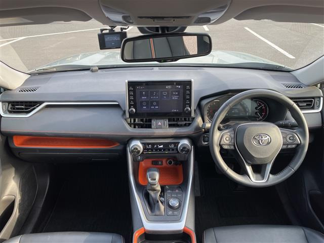 RAV42.0 アドベンチャー 4WD