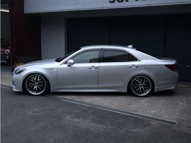 クラウンアスリートハイブリッド 2.5 S Jフロンティア リミテッド