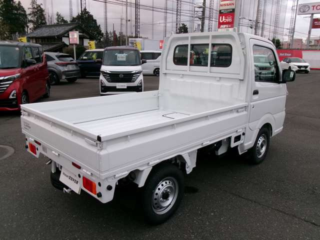 クリッパートラックDX 4WD