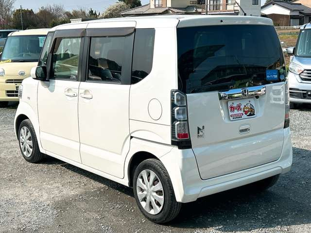 ���X�ł͌y�����Ԃ��畁�ʎԂ܂ŕ��L���I�[�����[�J�[�̎Ԏ�E�F�E�O���[�h��L�x�ɑ����Ă���܂��B