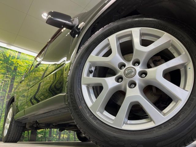 �O�ςɃ}�b�`���������A���~�z�C�[���𑕒����Ă���܂��B�e��ЊO�A���~�z�C�[����A�X�^�b�h���X�^�C�����戵�����Ă���܂��B���񂲑��k����������