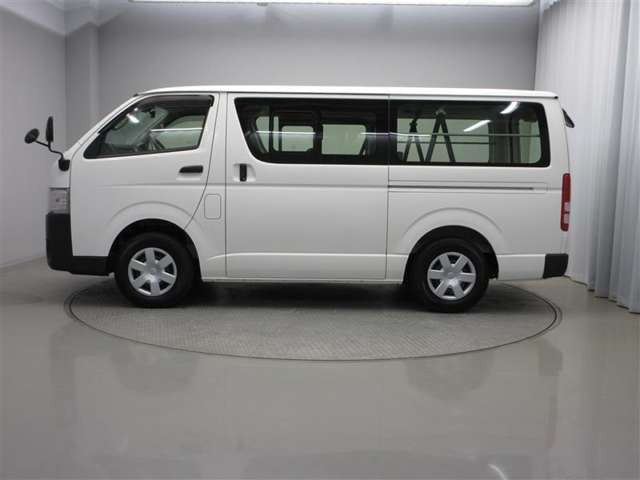 レジアスエース2.8 DX ロング ディーゼル 4WD