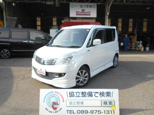 ソリオ1.2 ブラック＆ホワイト