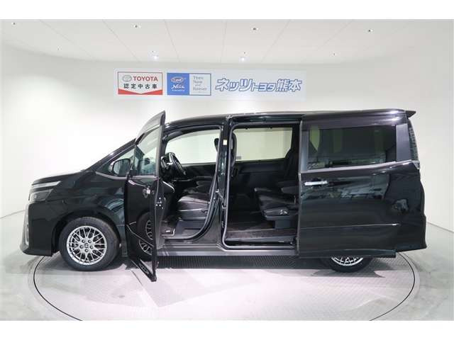 ヴォクシー1.8 ハイブリッド ZS 煌II