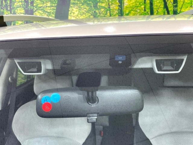 �y�A�C�T�C�gVer2�z�O���̎ԗ��������m���A�Փ˂������Ȏ��͌x��Œ��ӂ𑣂��A�u���[�L�𓥂ޗ͂��T�|�[�g�B�u���[�L�𓥂߂Ȃ������ꍇ�͏Փ˔�Q�y���u���[�L���쓮�A�Փˉ�����T�|�[�g���܂��B