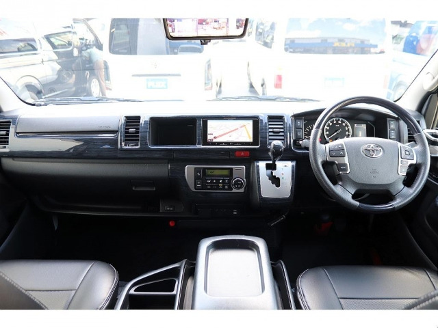 ハイエース2.7 GL ロング ミドルルーフ 4WD