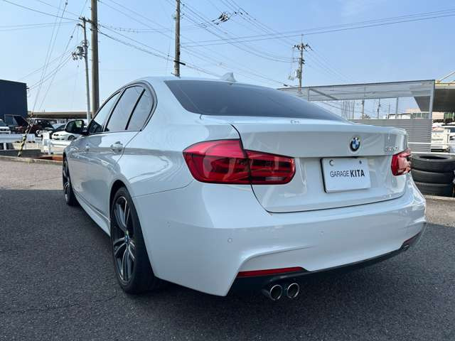 3シリーズセダン320i Mスポーツ