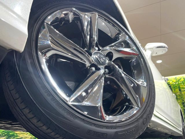 �y�����A���~�z�C�[���z�O�ςɃ}�b�`���������A���~�z�C�[���𑕒����Ă���܂��B�e��ЊO�A���~�z�C�[����A�X�^�b�h���X�^�C�����戵�����Ă���܂��B���񂲑��k����������