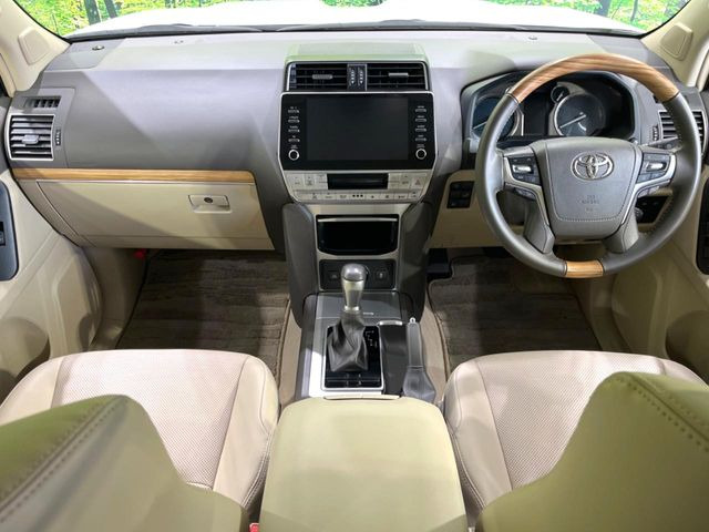 ランドクルーザープラド2.7 TX Lパッケージ マットブラック エディション 4WD