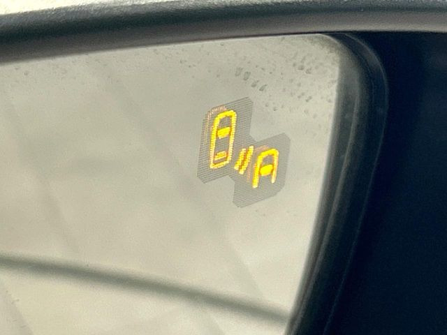 �y�u���C���h�X�|�b�g���j�^�����O�z���s���A�h�A�~���[�̎��p�ɂȂ�₷���ӏ��Ɍ㑱�Ԃ��ڋ߂���ƃT�C�h�~���[�t�߂Ɍx����\���A�h���C�o�[�ɒ��ӊ��N�����Ă���܂��B