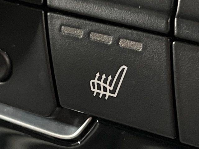 ���t�����g�V�[�g�q�[�e�B���O:�^�]�ȁE����ȋ��ɎO�i�K�Œ��߂��\�ȃV�[�g�q�[�^�[�𑕔����Ă���܂��B�G�߂��킸���K�ɂ��g�p���������܂��B