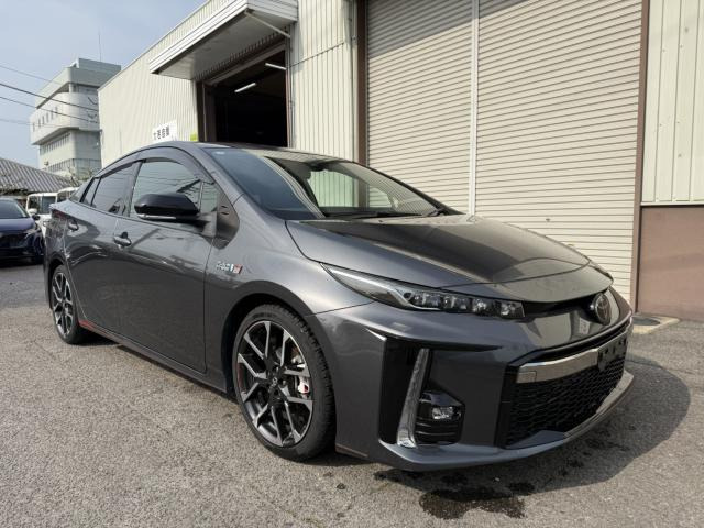 プリウスPHV1.8 S GR スポーツ