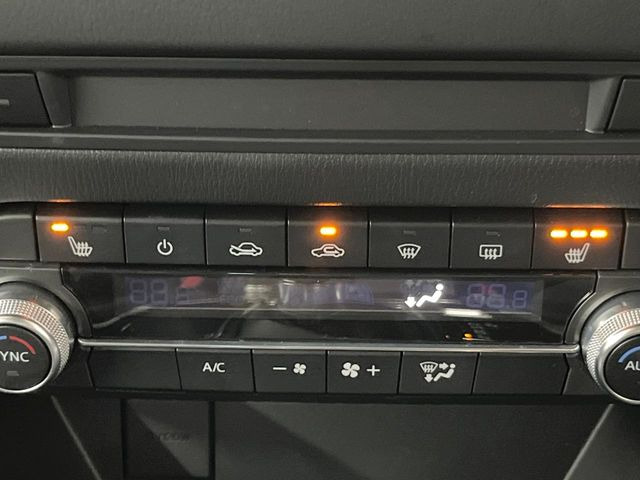 �y360&deg;�r���[���j�^�[�z��p�̃J�����ɂ��A�ォ�猩���낵���悤�Ȏ��_��360�x�N���}�̎��͂��m�F���邱�Ƃ��ł��܂������p�������m�F���₷���A�����ꏊ�ł̐؂�Ԃ��⒓�Ԃ��X���[�Y�ɍs���܂��B