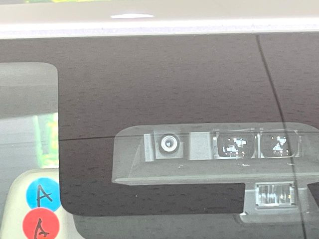 �y�X�Y�L �Z�[�t�e�B�T�|�[�g�z���s���ɑO���̎ԗ�����F�����A�Փ˂������Ȏ��͌x��ƃu���[�L�ŏՓˉ���Ɣ�Q�y�����A�V�X�g�B�����S�Ƀh���C�u�����y���݂��������܂��B