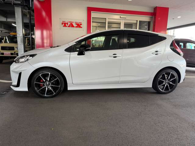 アクア1.5 GRスポーツ