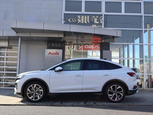 Q4スポーツバックe-tron