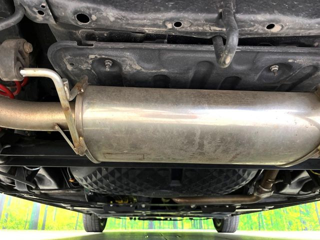 下回りがきれいなうちに、防錆加工の施工がオススメ。降雪地域はもちろん、沿岸部にお住いの方や、趣味でマリン・ウィンタースポーツをされる方にご好評いただいております。