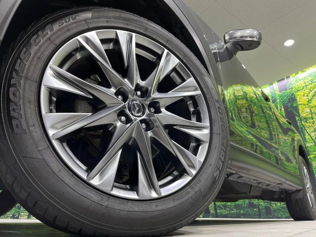 �y����19�C���`�A���~�z�C�[���z�O�ςɃ}�b�`���������A���~�z�C�[���𑕒����Ă���܂��B�e��ЊO�A���~�z�C�[����A�X�^�b�h���X�^�C�����戵�����Ă���܂��B���񂲑��k����������