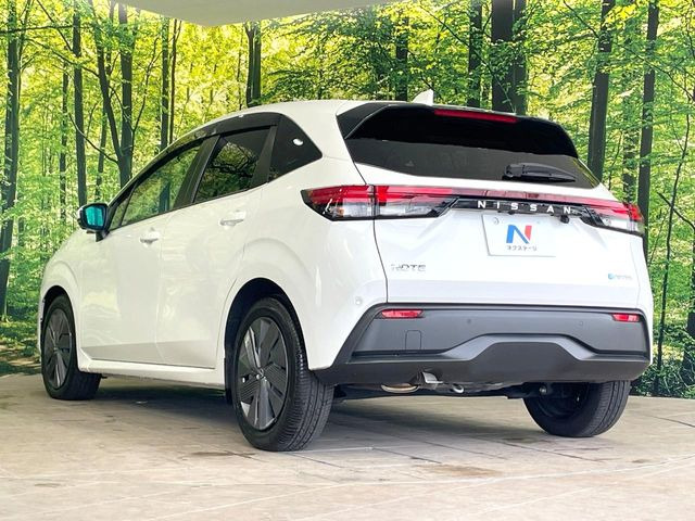 ☆全国のネクステージからお取り寄せが可能※!遠方の店舗に展示してあるクルマが気になる場合も、最寄りの店舗でご覧いただくことが可能です!是非私たちに要望をお聞かせください!※別途費用