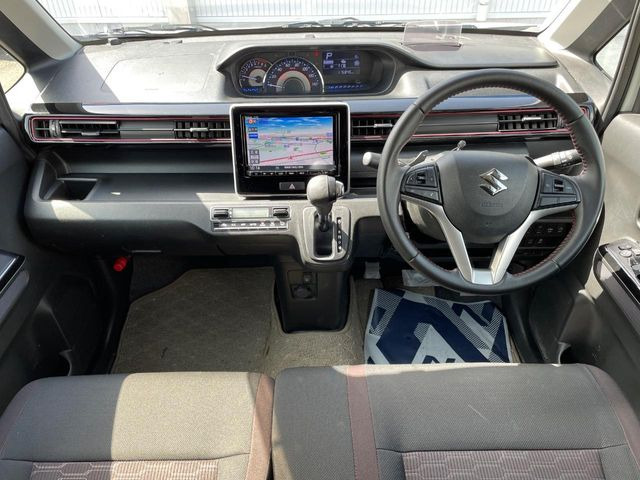 ワゴンRスティングレーハイブリッド(HYBRID) T