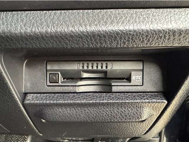 ノア1.8 ハイブリッド Si