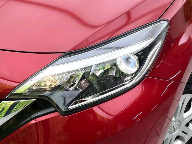 夜間や荒天時により良好な視界で安心な走行をご希望される方には【高輝度LEDヘッドライト】の取付がおすすめ!多くのお客様にご好評いただいております♪