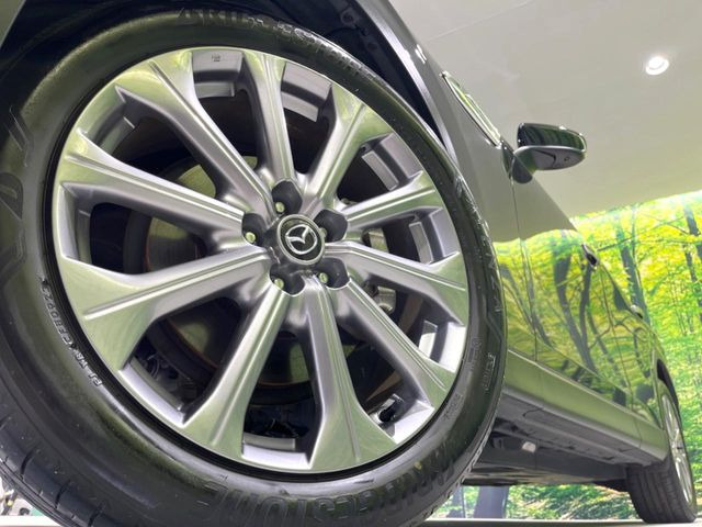 �y����20�C���`�A���~�z�C�[���z�O�ςɃ}�b�`���������A���~�z�C�[���𑕒����Ă���܂��B�e��ЊO�A���~�z�C�[����A�X�^�b�h���X�^�C�����戵�����Ă���܂��B���񂲑��k����������