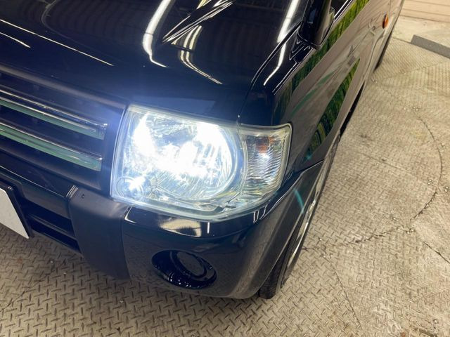 ヘッドライトやテールランプ&アルミホイール等の各種コーティングもオススメしております。レンズ部分の黄ばみや汚れを抑え、きれいな状態をメンテナンスレスで保てます♪