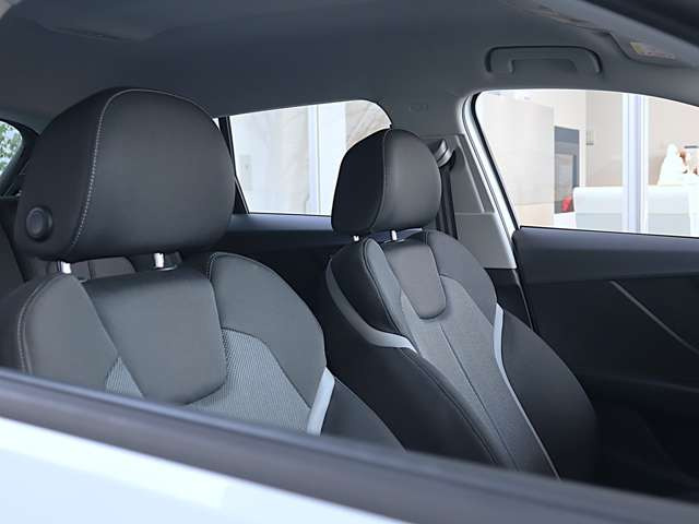 Q21.0 TFSI スポーツ