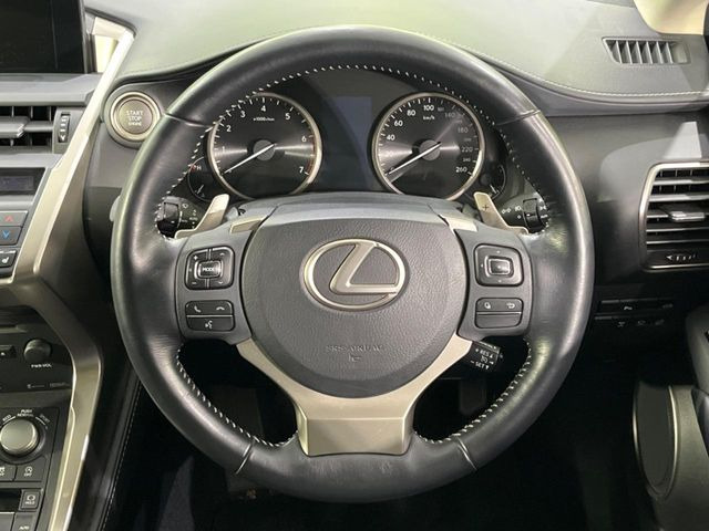 �y�����v�����X�e�A�����O�z�㎿�Ȋv���g�p���邱�ƂŁA��ɂ����������݂ƂĂ��^�]���₷���n���h���ł���