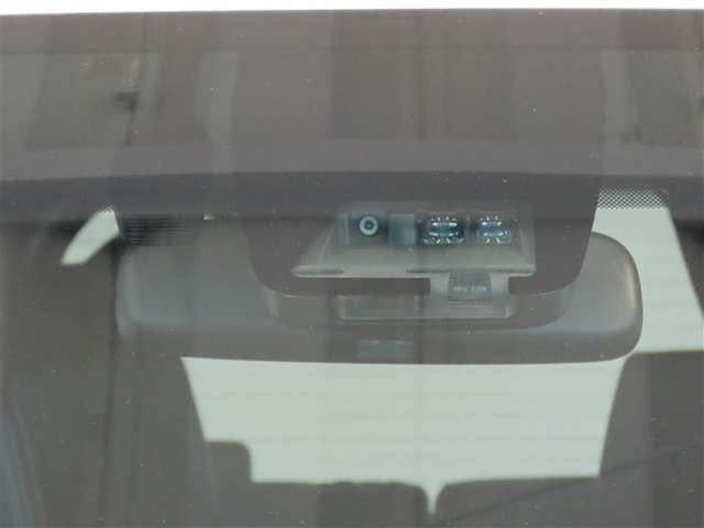 ヴォクシー1.8 ハイブリッド ZS 煌III