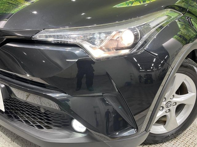 夜間や荒天時により良好な視界で安心な走行をご希望される方には【高輝度LEDヘッドライト】の取付がおすすめ!多くのお客様にご好評いただいております♪