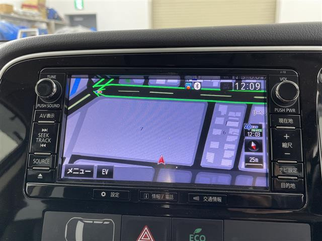 アウトランダーPHEV2.0 G ナビパッケージ 4WD