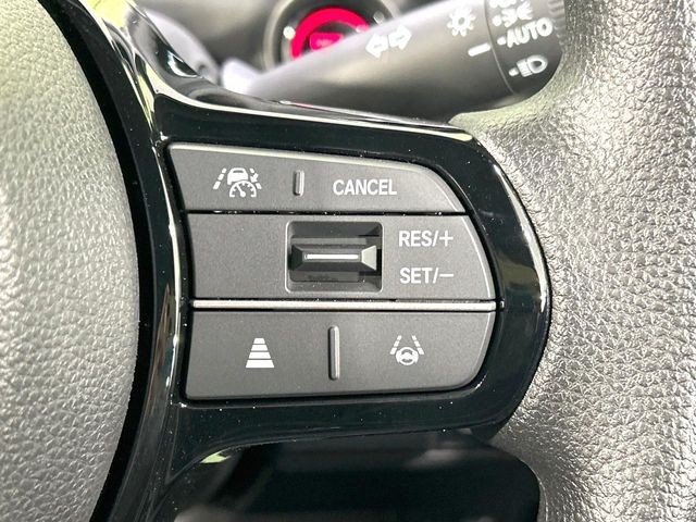 �y�A�_�v�e�B�u�N���[�Y�R���g���[���z�������H�ł̒��������s���y��!!�����ő��x��ۂN���[�Y�R���g���[�����A�Փˌy���V�X�e���ƘA�g���A�O���̎ԗ������m���ĎԊԂ�ۂ悤�ɑ��x���߂��Ă���܂�!!