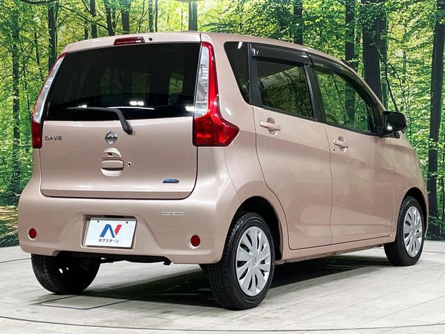 ☆全国のネクステージからお取り寄せが可能※!遠方の店舗に展示してあるクルマが気になる場合も、最寄りの店舗でご覧いただくことが可能です!是非私たちに要望をお聞かせください!※別途費用