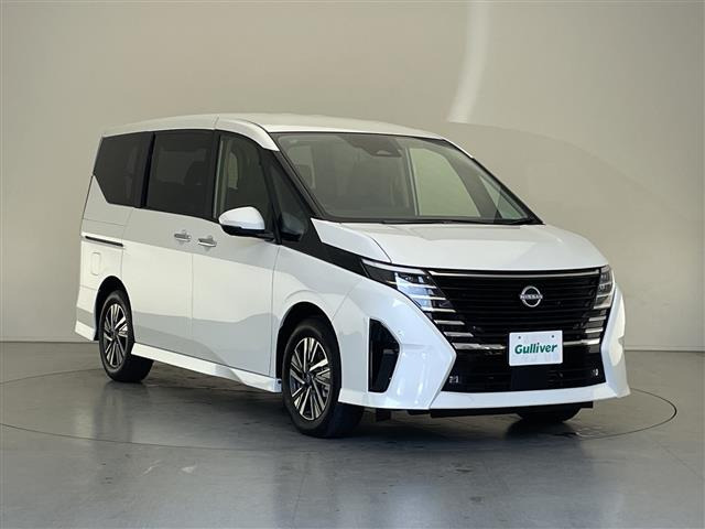 セレナ1.4 e-POWER ハイウェイスターV