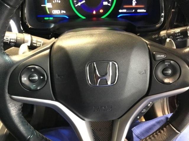 シャトル1.5 ハイブリッド Z