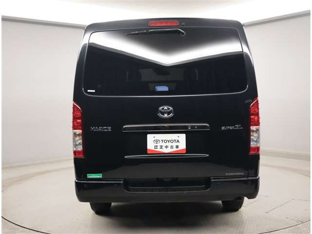 ハイエースバン