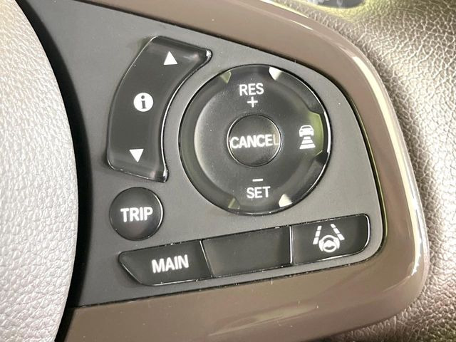 �y�A�_�v�e�B�u�N���[�Y�R���g���[���z�������H�ł̒��������s���y��!!�����ő��x��ۂN���[�Y�R���g���[�����A�Փˌy���V�X�e���ƘA�g���A�O���̎ԗ������m���ĎԊԂ�ۂ悤�ɑ��x���߂��Ă���܂�!!