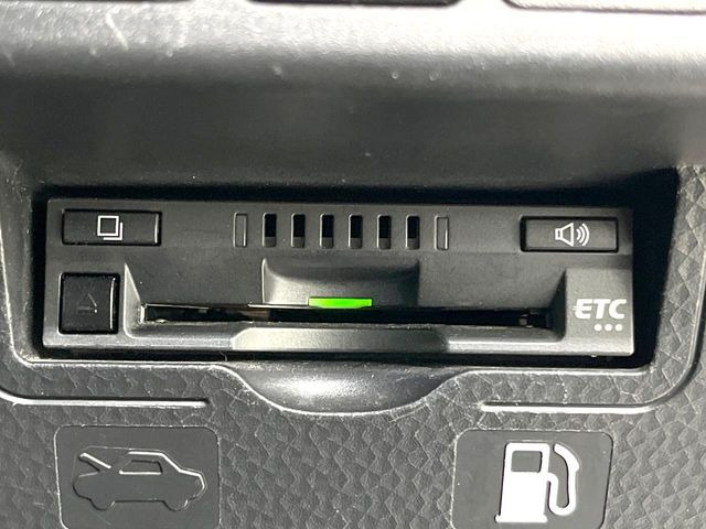 【ETC】高速道路の料金所をストレスなく通過!話題のスポットやサービスエリアに多い「スマートIC」利用時は必須のアイテムです。当店でセットアップを実施、ご納車当日からすぐにご利用いただけます!