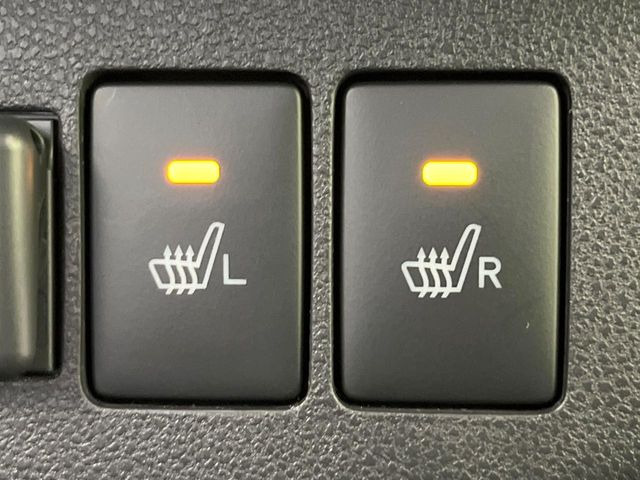 【シートヒーター】寒い日に重宝するシートヒーター!エアコンより早く温まってくれるので寒がりの人も安心ですね♪エアコンの温風は乾燥するから苦手、という方にもをおすすめです。