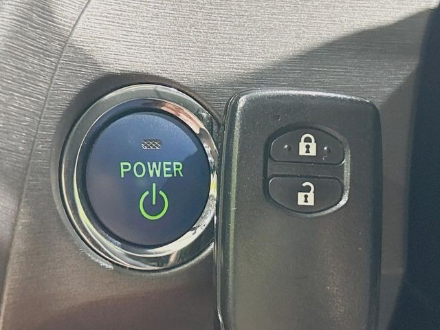 �y�X�}�[�g�L�[�z�J�o����|�P�b�g�ɓ��ꂽ�܂܂ł��h�A�̎{���E�������\�ȃX�}�[�g�L�[�𑕔��B�G���W���̃I���E�I�t�����J�M�����o���K�v����������Ƃ��Ă��֗��ł���