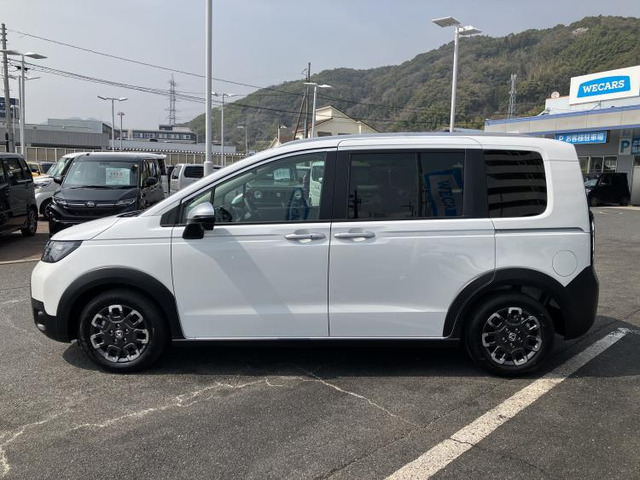 フリード1.5 クロスター