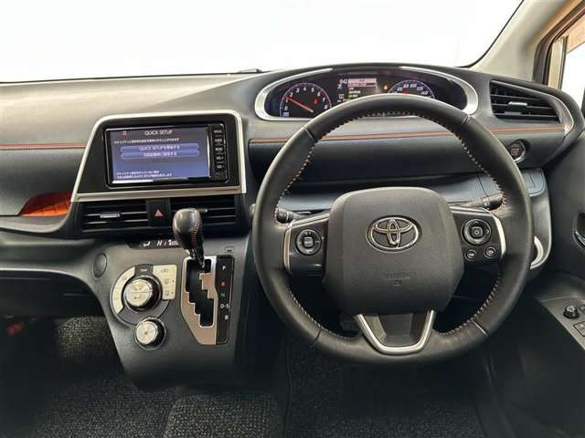 シエンタ1.5 G クエロ