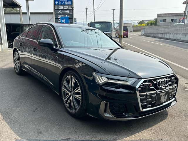 A655 TFSI クワトロ Sライン 4WD