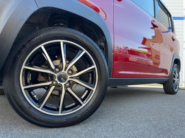 �y15�C���`�A���~�z�C�[���z�O�ςɃ}�b�`�����A���~�z�C�[���𑕒����Ă���܂��B�e��A���~�z�C�[����A�X�^�b�h���X�^�C�����戵�����Ă���܂��B���񂲑��k����������