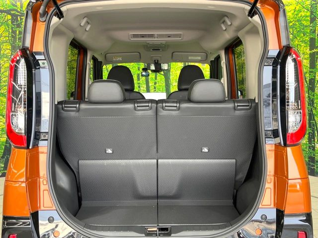 ���i�̂���������ʋ΁A���}���ɏ\���ȉ׎��X�y�[�X���m�ۂ��Ă���܂��B�Z�J���h�V�[�g��|���ƁA�傫�ȉו��̐ύڂ��\�ł���