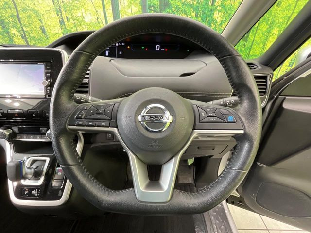 �y�����v�����X�e�A�����O�z�㎿�Ȋv���g�p���邱�ƂŁA��ɂ����������݂ƂĂ��^�]���₷���n���h���ł���