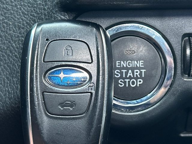 �y�A�N�Z�X�L�[&�v�b�V���X�^�[�g�z�J�o����|�P�b�g�ɓ��ꂽ�܂܂ł��h�A�̎{���E�������\�ȃX�}�[�g�L�[�𑕔��B�G���W���̃I���E�I�t�����J�M�����o���K�v�������A�{�^�����v�b�V�����邾����OK��